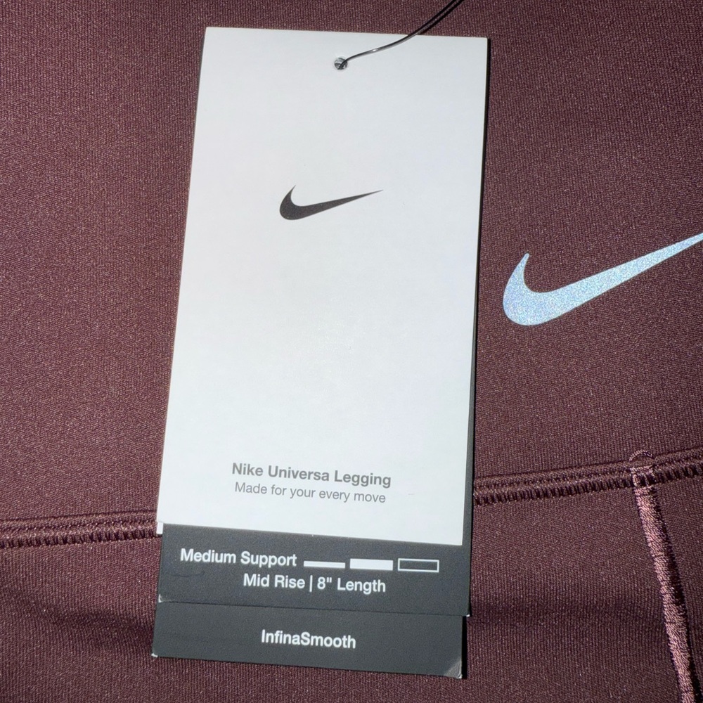 Nike Training 8” short
